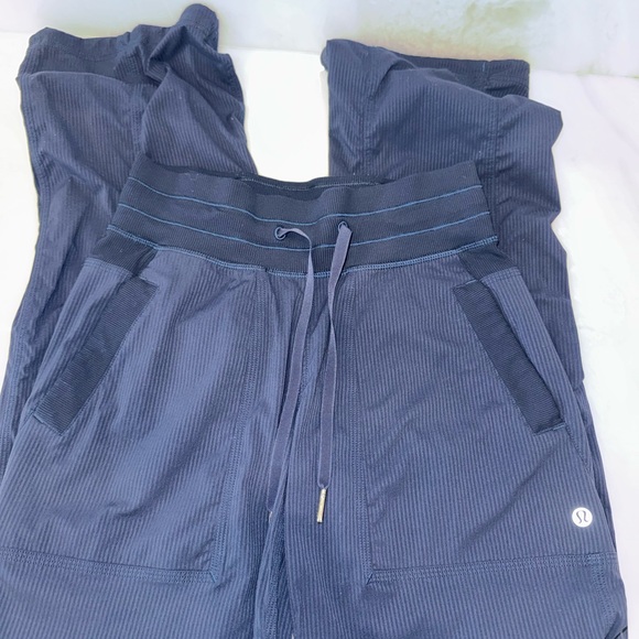 Lululemon Dance Studio Regular Mid Rise True Navy - Picture 4 of 5